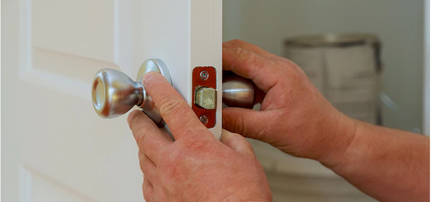 AAA Locksmiths For lock Replacement in Coconut Creek, Florida